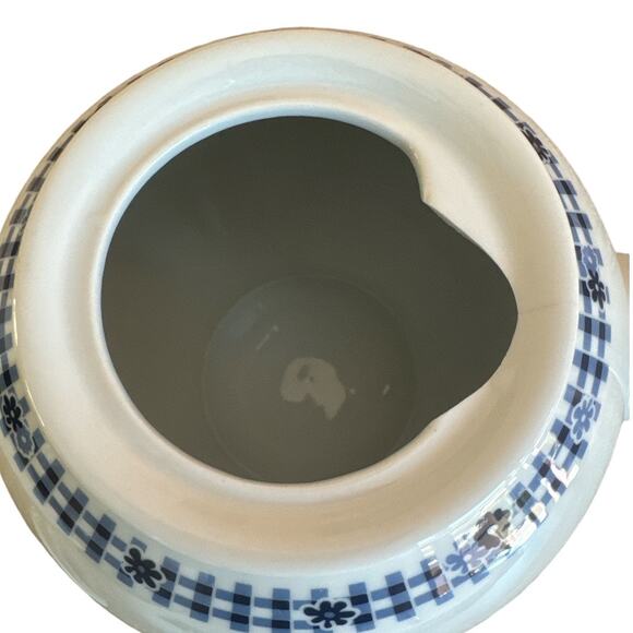 Disneyland Paris Exclusive Mickey Minnie Teapot (small crack) - Picture 6 of 9